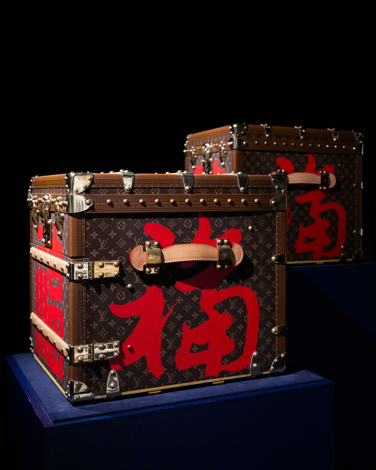 Louis Vuitton Trunks and Hard-Sided Luggage | LOUIS VUITTON ®