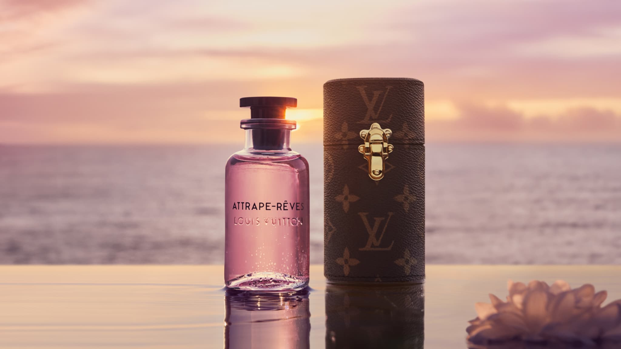 Louis Vuitton アトラップ・レーヴ オードゥ パルファン 香水 Attrape-Rêves | LOUIS VUITTON ®
