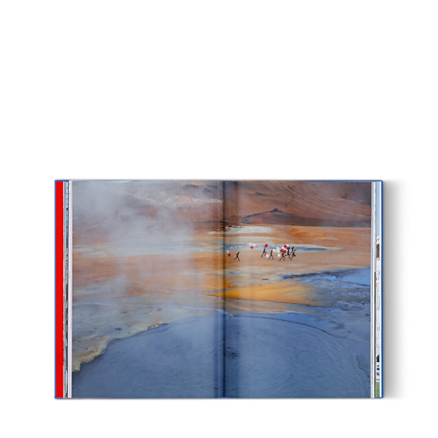 Livres Beaux Livres Almanach 2022, version française | Louis Vuitton ® (Zoom produit)