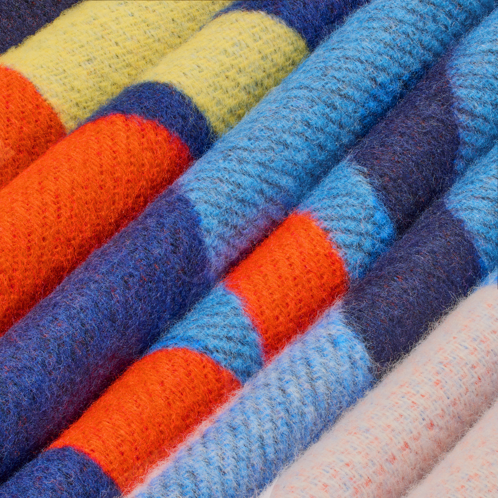  Home and Art of Dining Home Textiles Animali Fantastici Flowers Throw Blanket | Louis Vuitton ® (Product zoom)