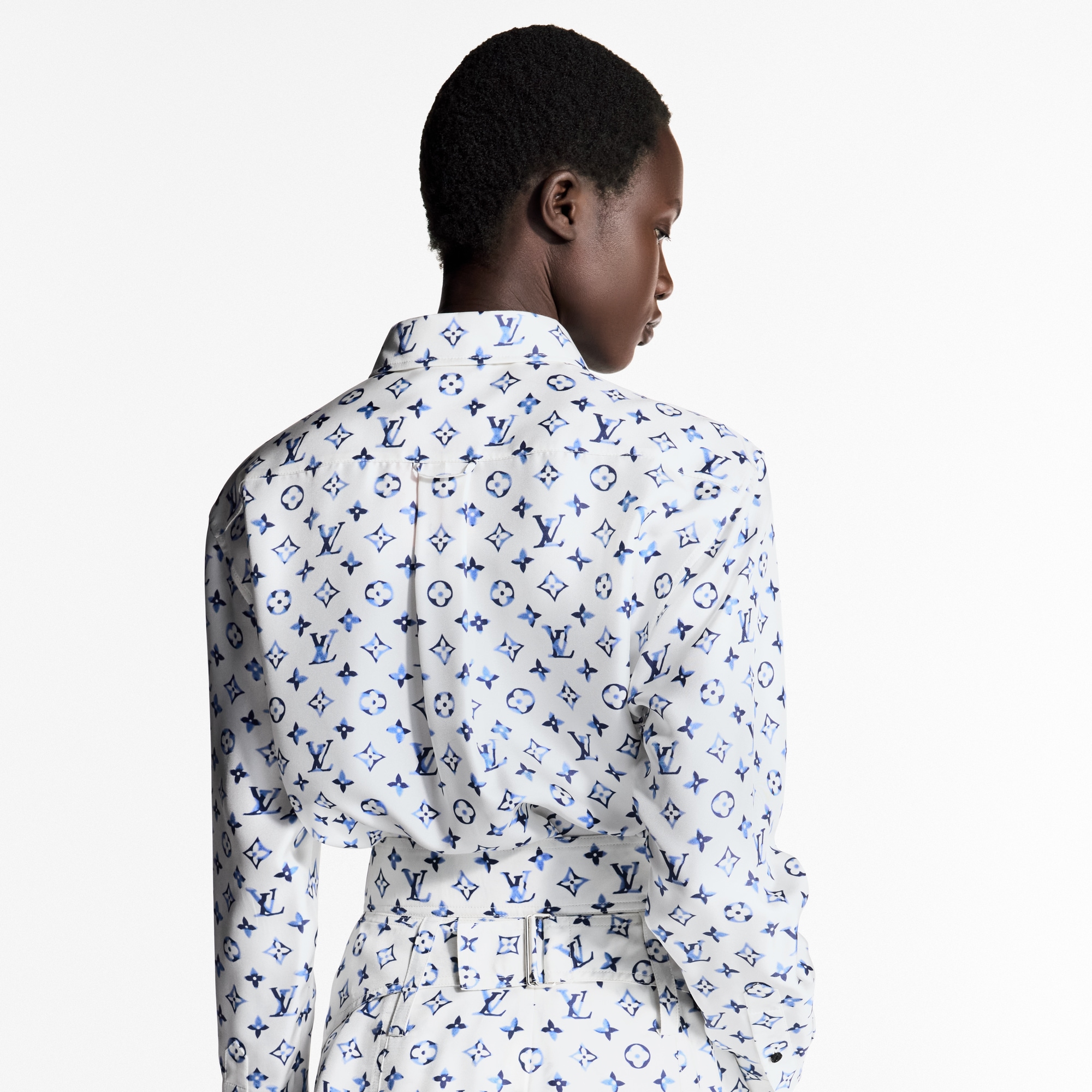  Ready-to-Wear Tops Aquarelle Monogram Silk Shirt | Louis Vuitton ® (Product zoom)