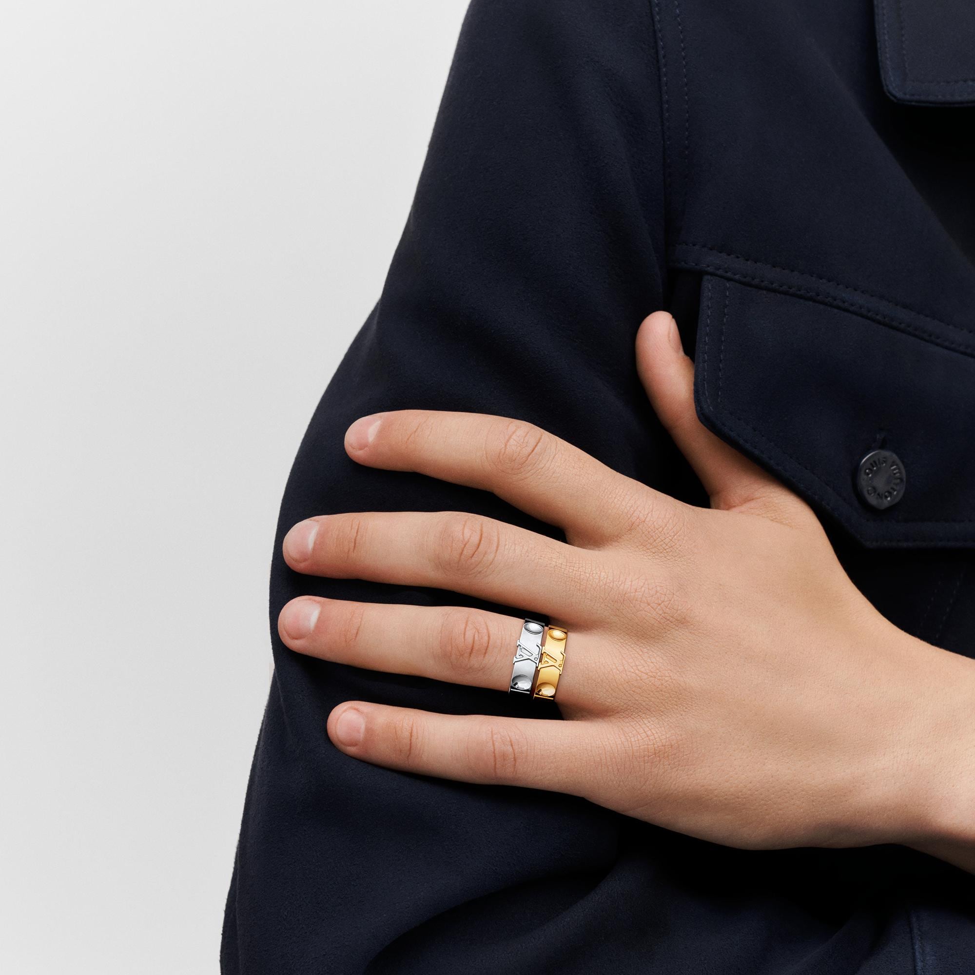  Discontinued Product Obs 12 Bague Empreinte, or blanc | Louis Vuitton ® (Zoom produit)