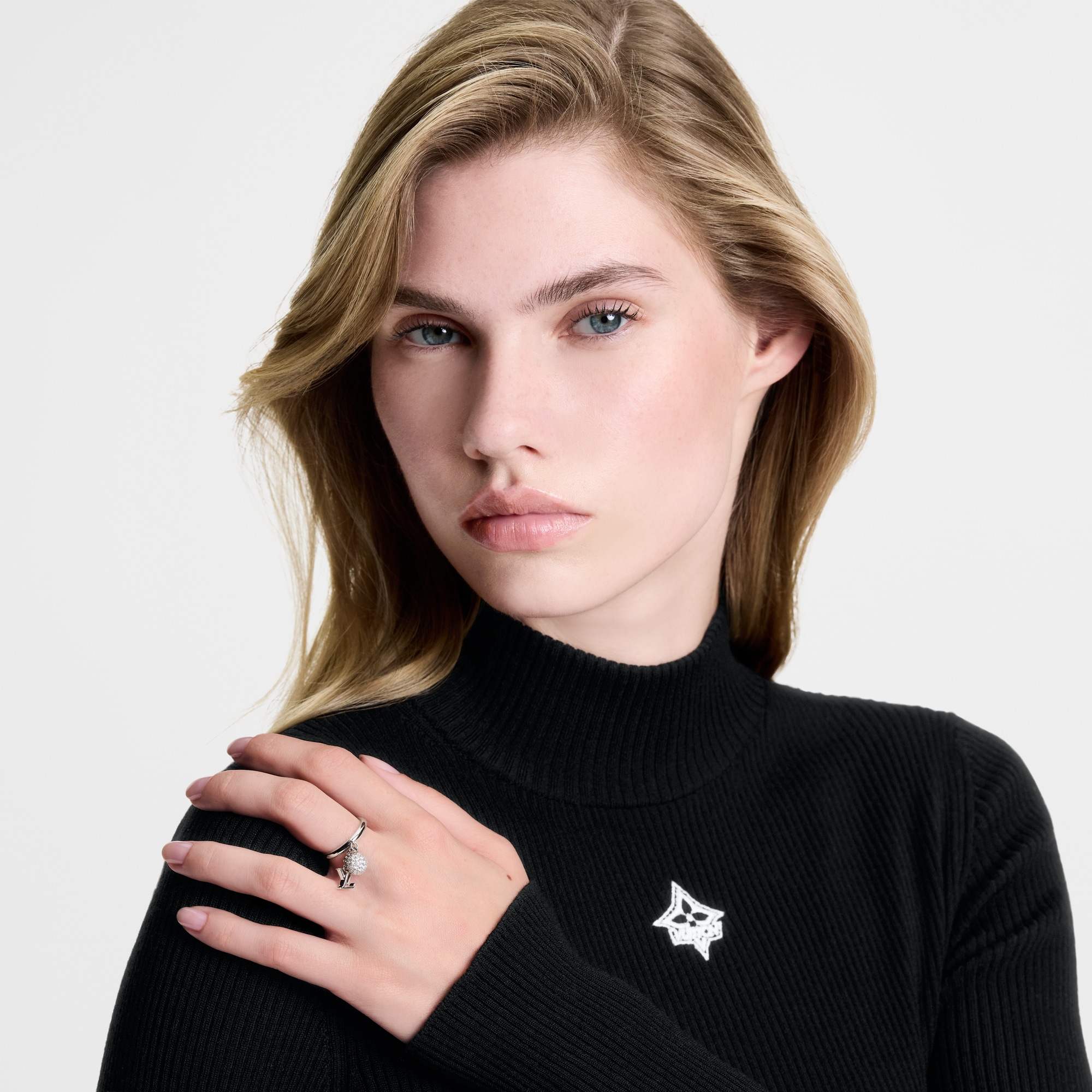 S00 Bijoux Fantaisie Bagues, Broches et Autres Bague LV Iconic Louisa Strass | Louis Vuitton ® (Zoom produit)