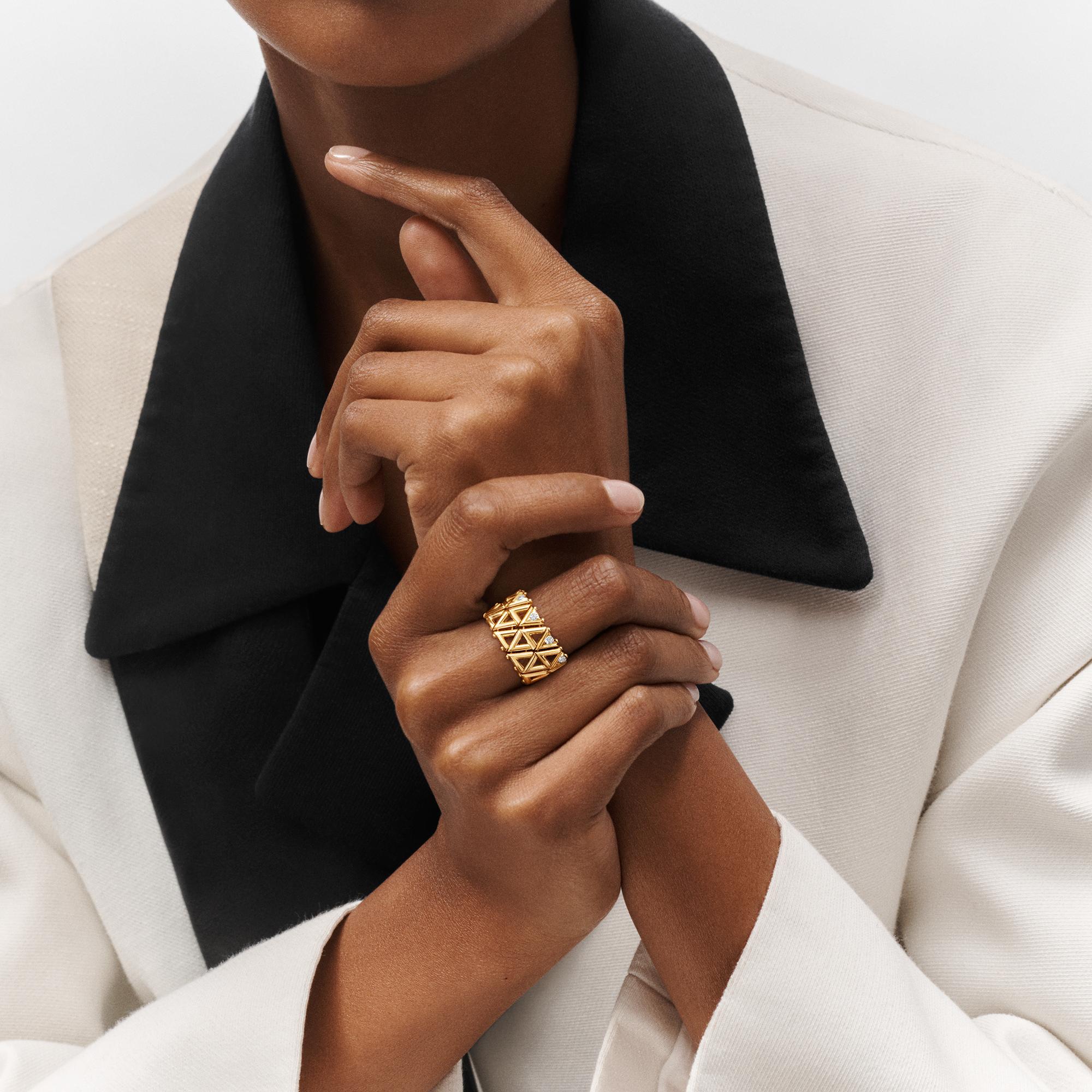  Catégories Toute la Joaillerie Bague LV Volt, or jaune et diamants | Louis Vuitton ® (Zoom produit)