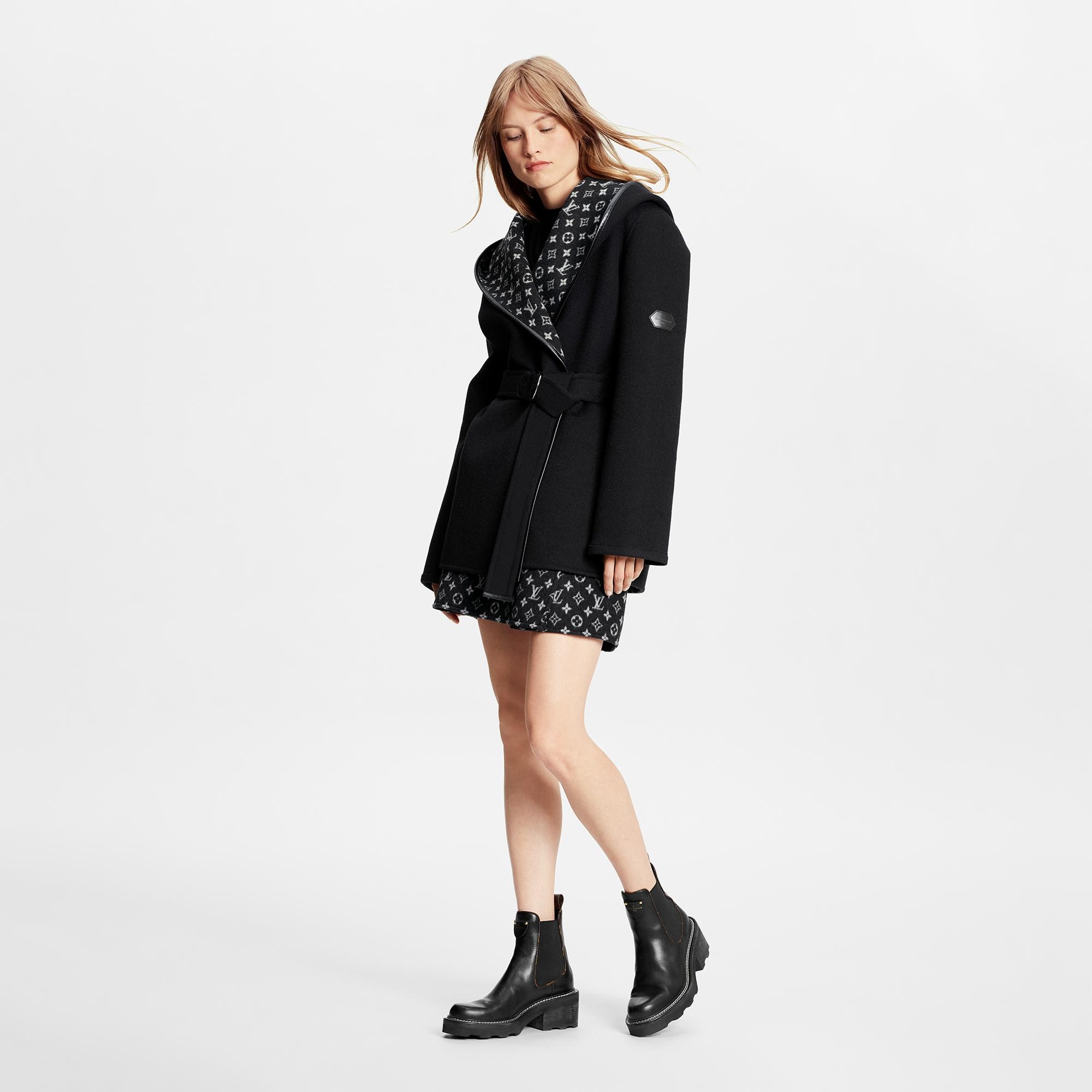  Ready-to-Wear Coats and Jackets Belted Short Wrap Pea Coat | Louis Vuitton ® (Product zoom)