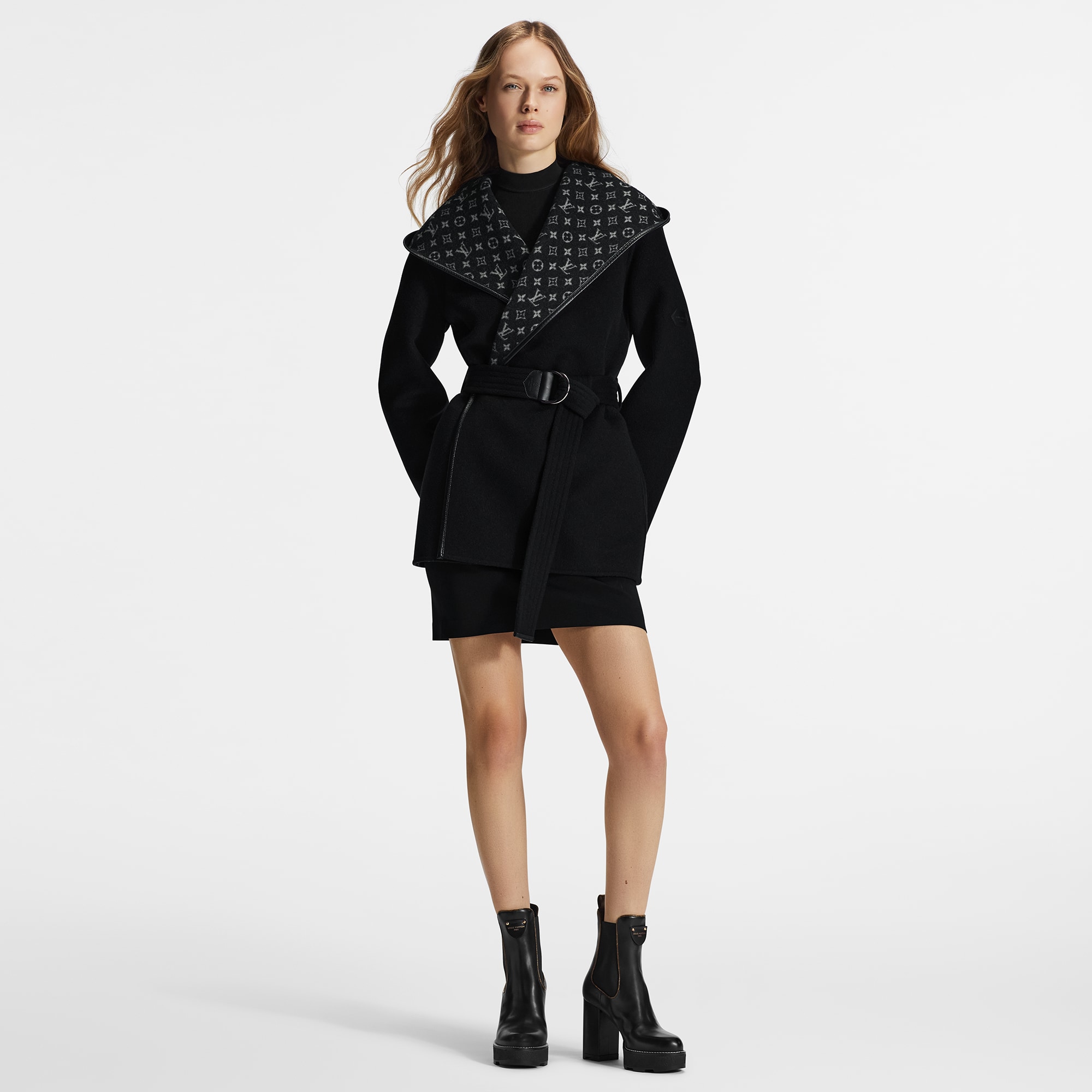  Ready-to-Wear Coats and Jackets Belted Short Wrap Pea Coat | Louis Vuitton ® (Product zoom)