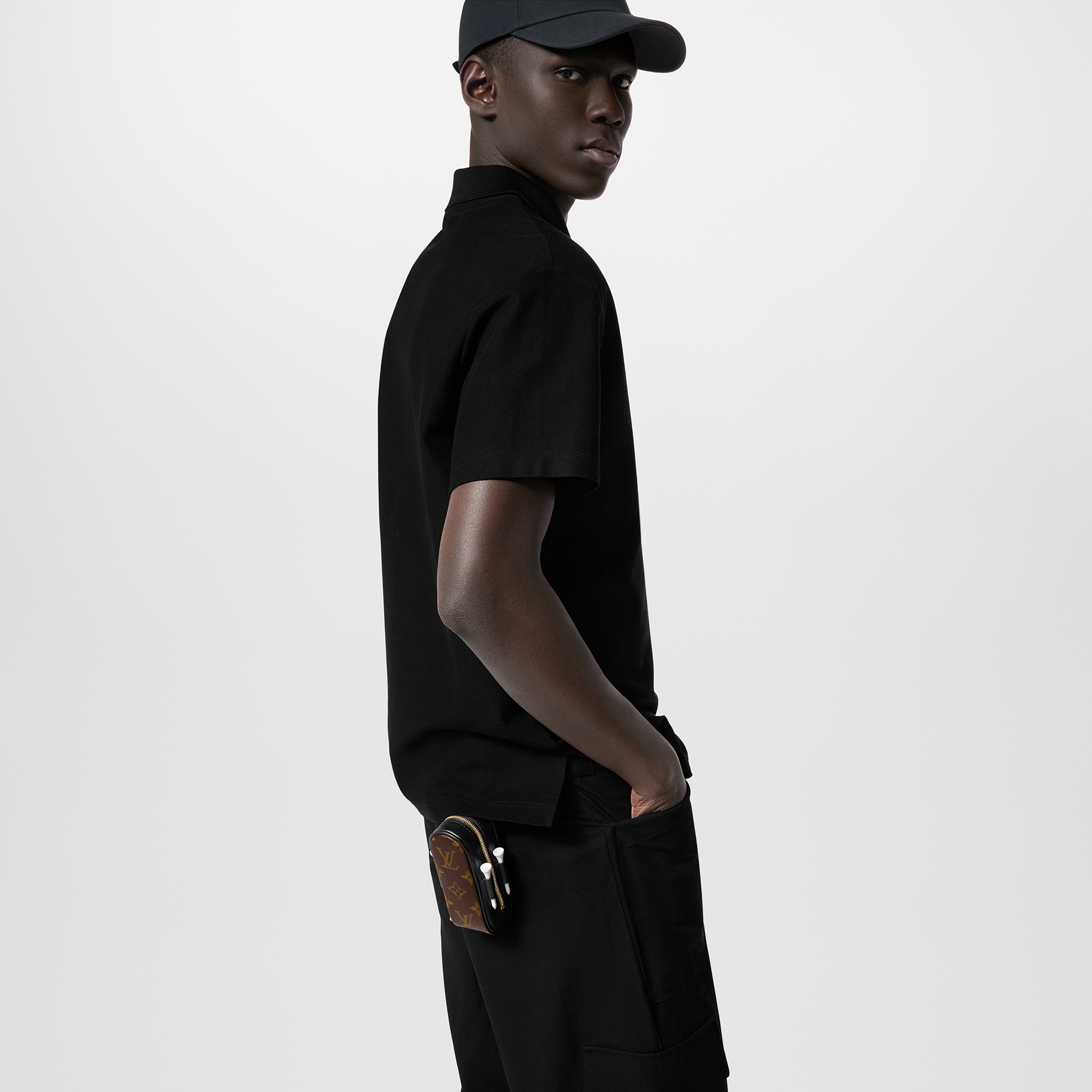 Monogram Sport and Games } Black Monogram Andrews Golf Kit | Louis Vuitton ® (Product zoom)