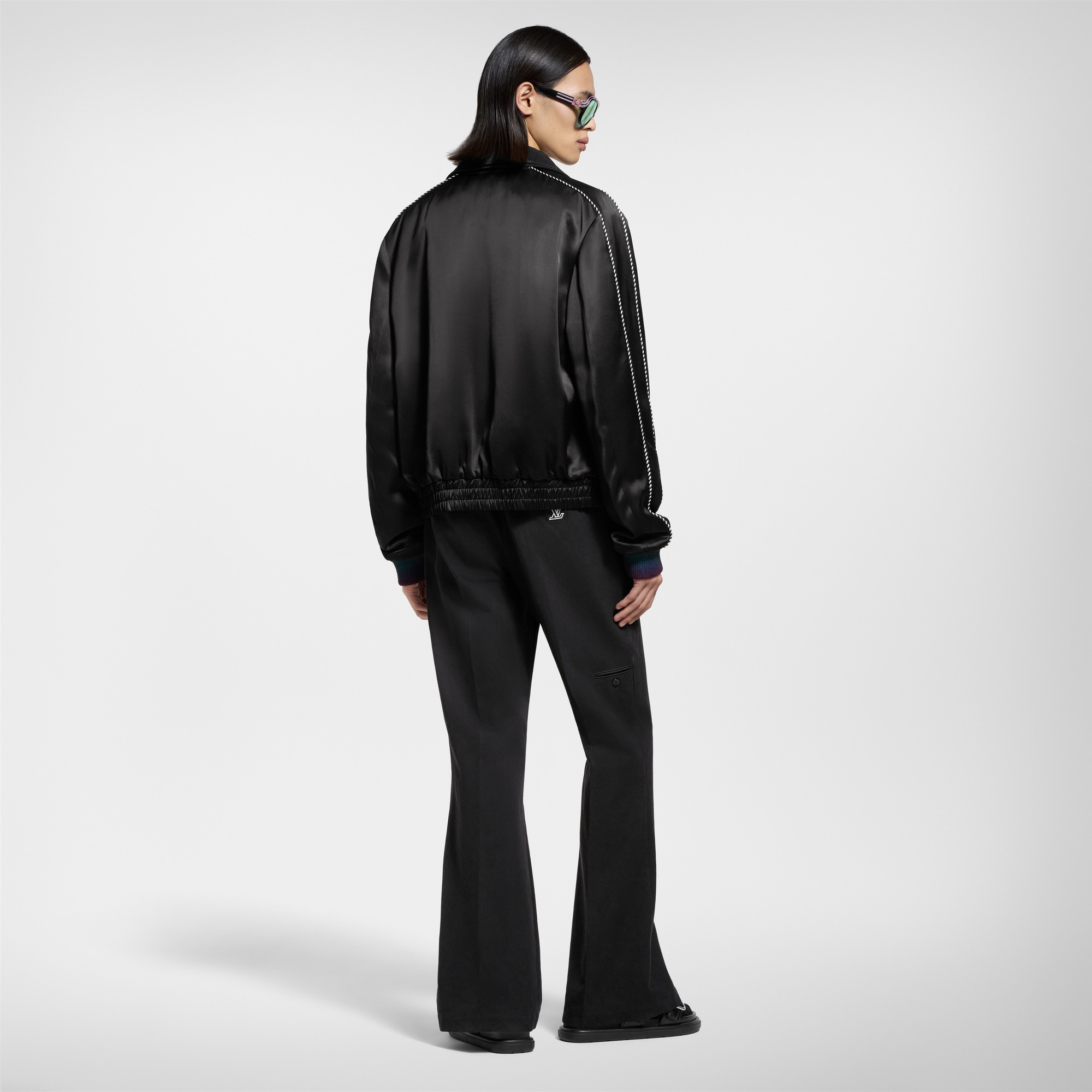  Prêt-à-Porter Manteaux et Blousons Blouson souvenir ornementé | Louis Vuitton ® (Zoom produit)