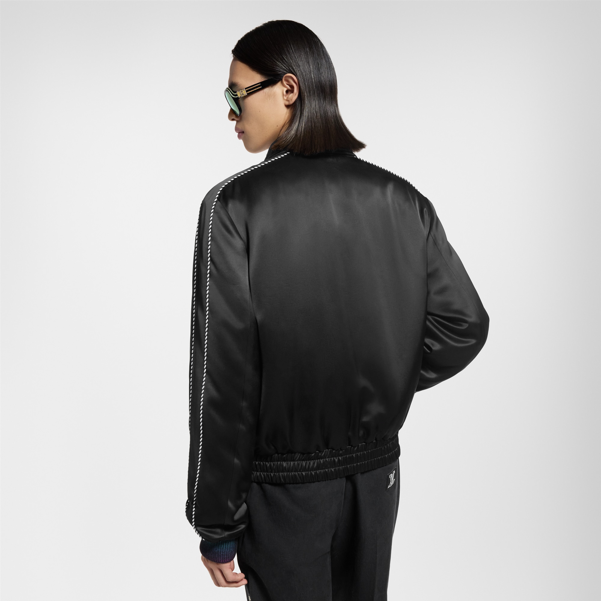  Prêt-à-Porter Manteaux et Blousons Blouson souvenir ornementé | Louis Vuitton ® (Zoom produit)