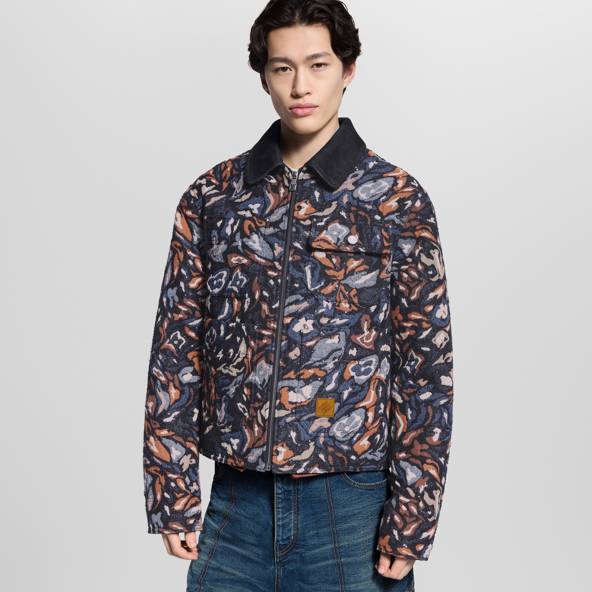  Prêt-à-Porter Manteaux et Blousons Blouson workwear à ornements en sequins | Louis Vuitton ® (Zoom produit)