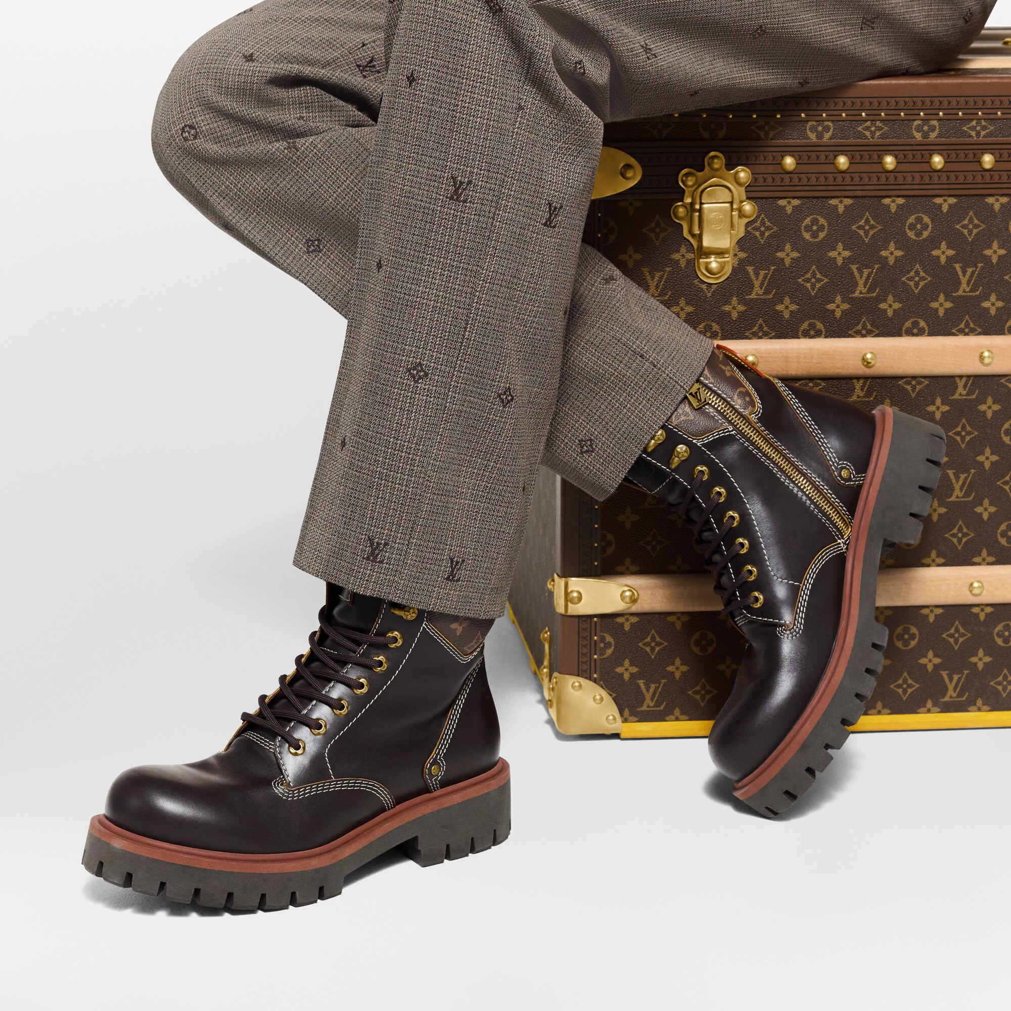  Souliers Bottines Botte militaire LV Remix | Louis Vuitton ® (Zoom produit)