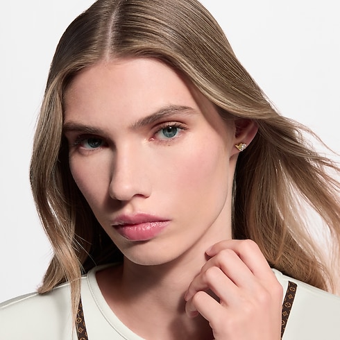 S00 Bijoux Fantaisie Boucles d’oreilles Boucles d'oreilles Essential V Strass PM | Louis Vuitton ® (Zoom produit)
