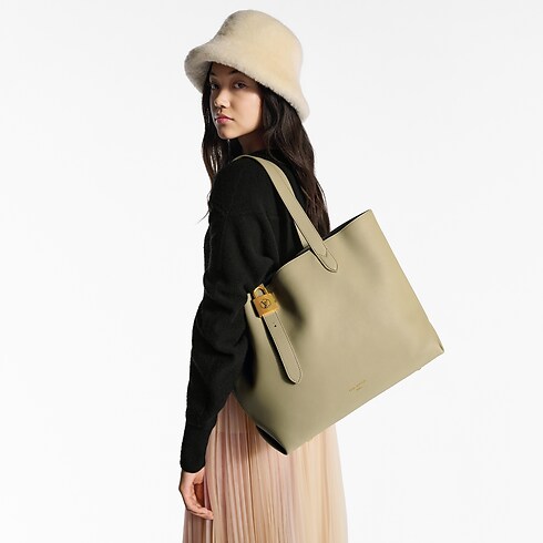 Low Key Sacs à Main Toutes Nos Collections Cabas Low Key MM | Louis Vuitton ® (Zoom produit)