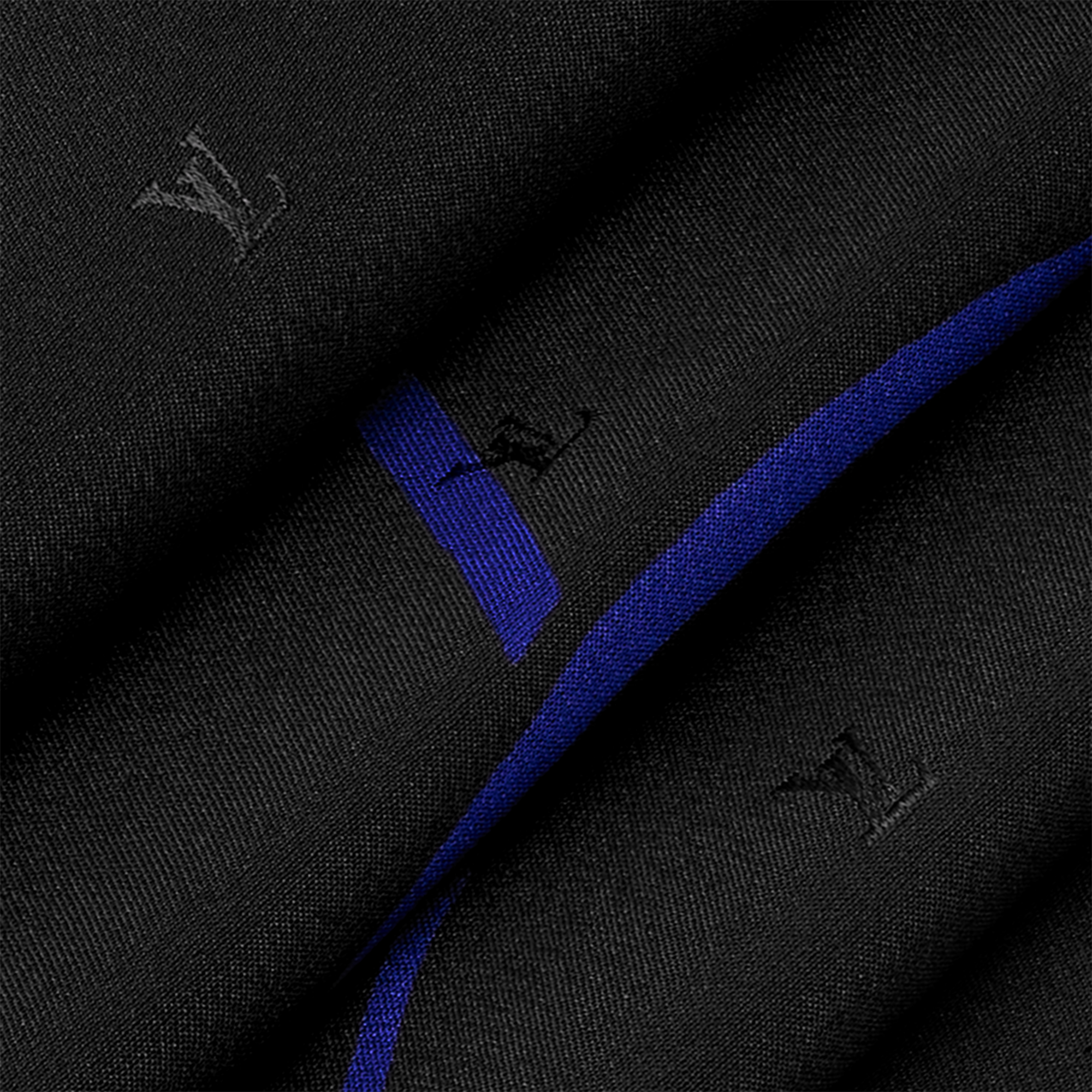 S00 Accessoires Carrés de Soie et Bandeaux Carré Chemin Faisant By Andrée Putman 90 | Louis Vuitton ® (Zoom produit)