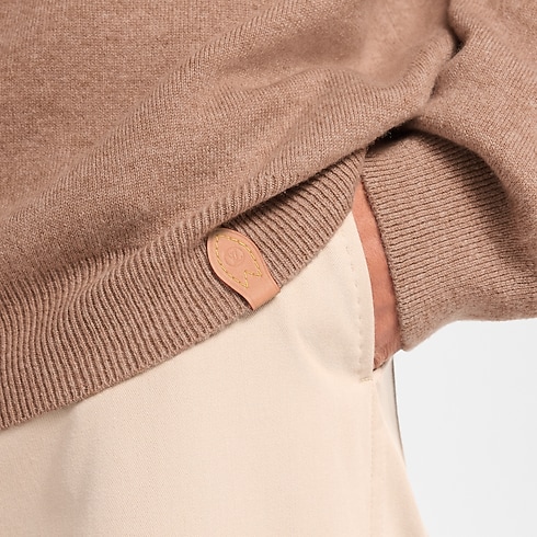 Ready-to-Wear Knitwear and Sweatshirts Cashmere Hoodie With Vvn Signature | Louis Vuitton ® (Product zoom)