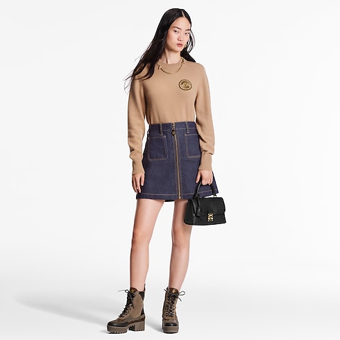 Ready-to-Wear Knitwear Chain Detail Patch Sweater | Louis Vuitton ® (Product zoom)