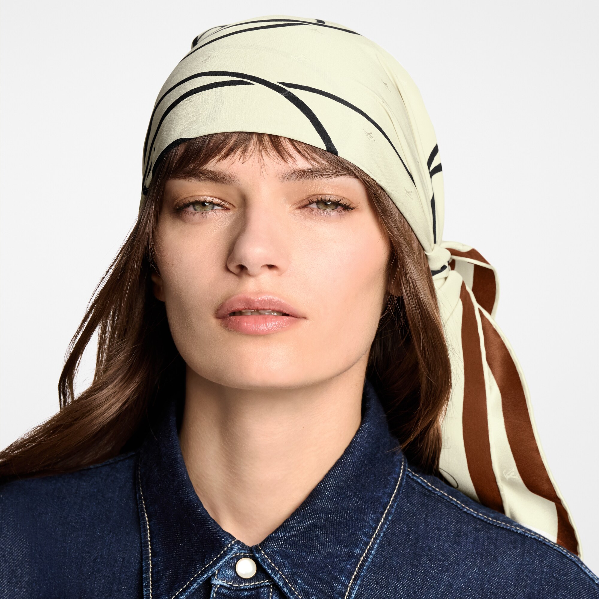 S00 Accessories Silk Squares and Bandeaus  Chemin Faisant By Andree Putman Square 90 | Louis Vuitton ® (Product zoom)