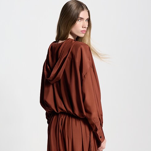 Prêt-à-Porter Hauts Chemise à capuche en soie lavée | Louis Vuitton ® (Zoom produit)