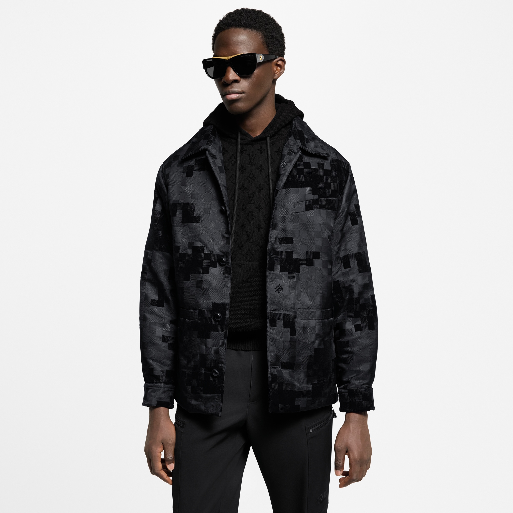  Ready-to-Wear Coats and Outerwear Chic Graphic Overshirt | Louis Vuitton ® (Product zoom)