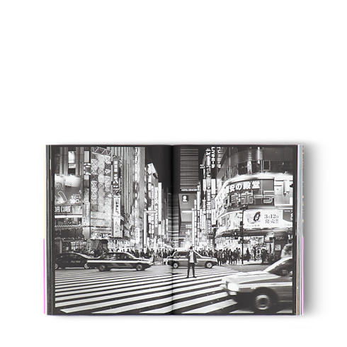 Library City Guides Cities On Earth | Louis Vuitton ® (Product zoom)