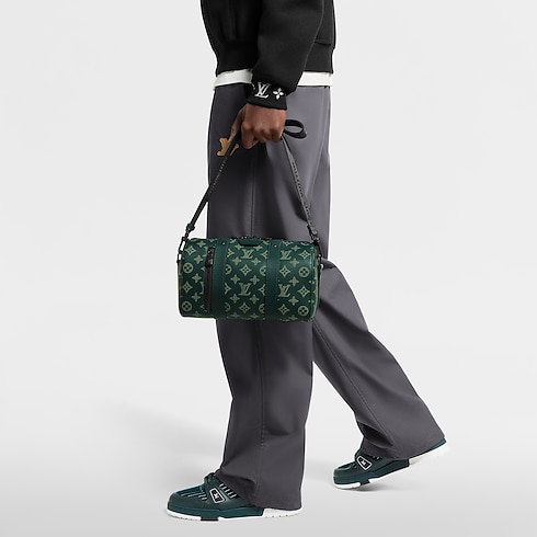 Monogram Shadow Men's Bags LV Icons City Keepall | Louis Vuitton ® (Product zoom)