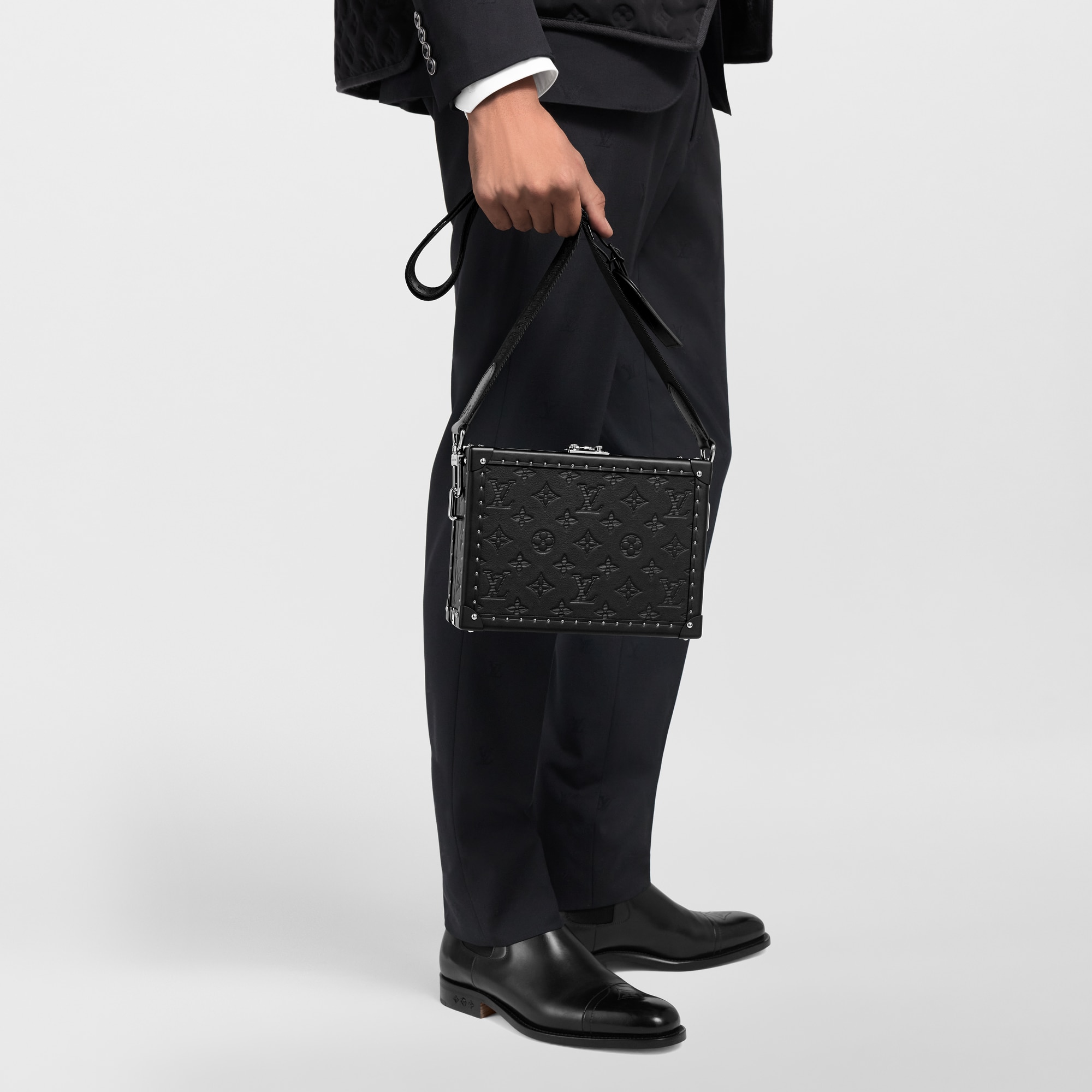 Monogram Shadow Trunks and Boxes Wearable Trunks Clutch Box | Louis Vuitton ® (Product zoom)