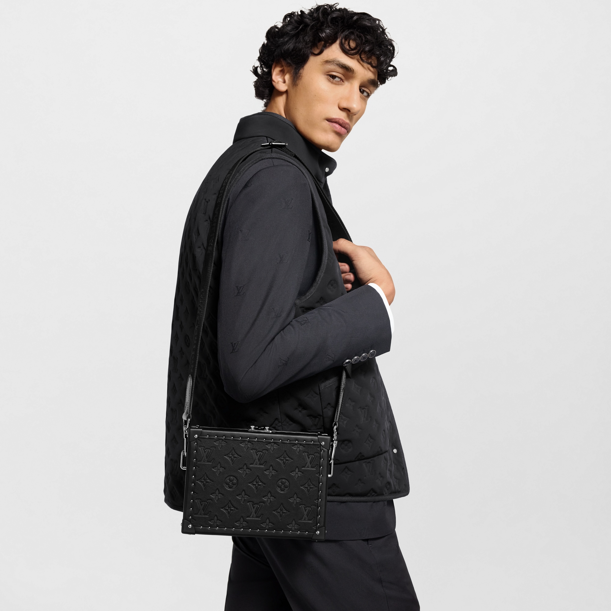Monogram Shadow Trunks and Boxes Wearable Trunks Clutch Box | Louis Vuitton ® (Product zoom)