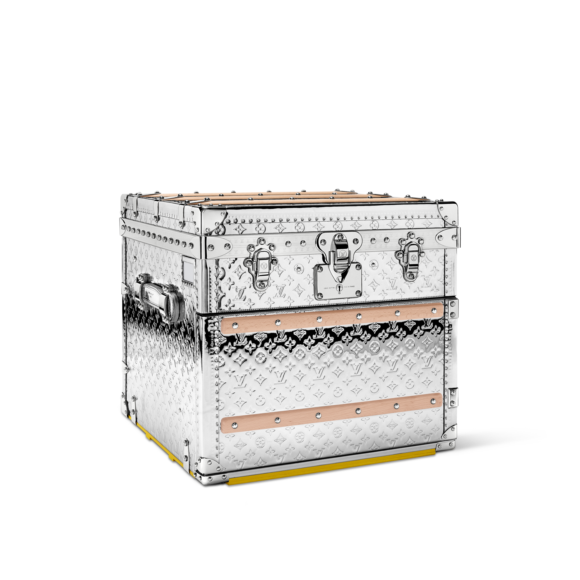 Other Monogram Canvas Trunks and Boxes Trunks and Suitcases Courrier Lozine Carré Droite | Louis Vuitton ® (Product zoom)