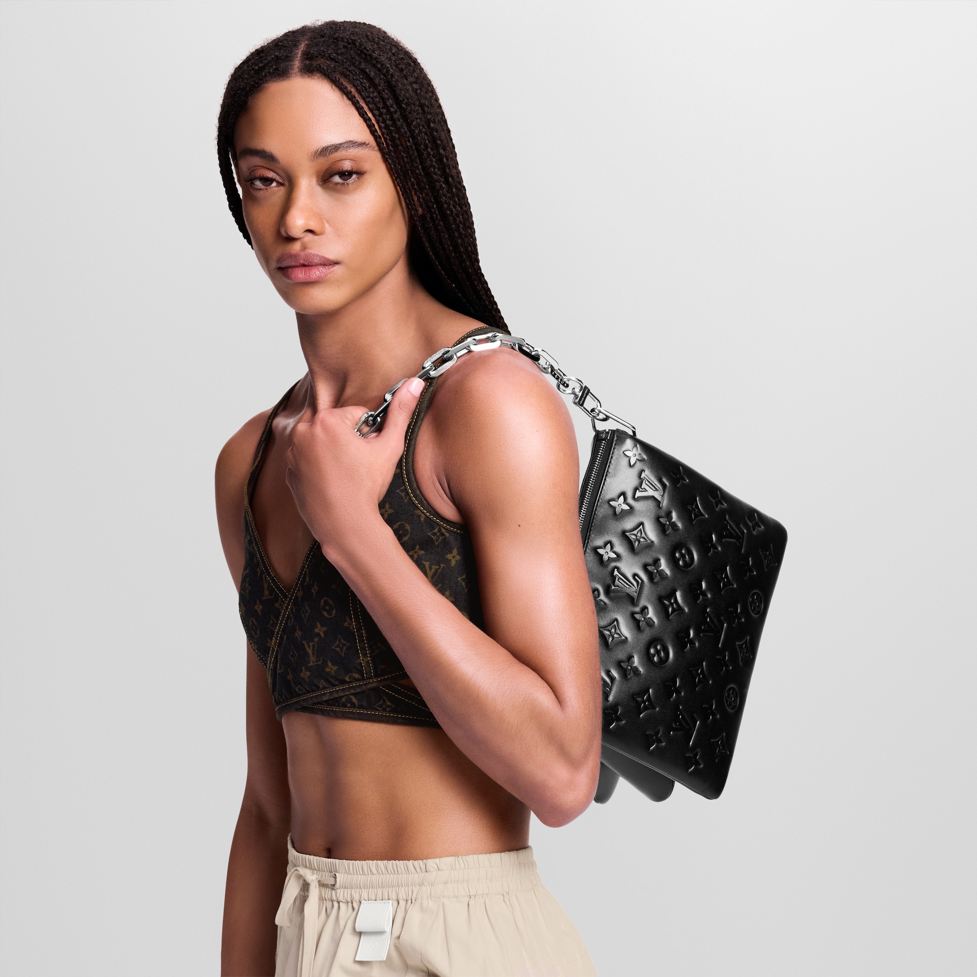 Coussin Handbags All Collections Coussin PM | Louis Vuitton ® (Product zoom)