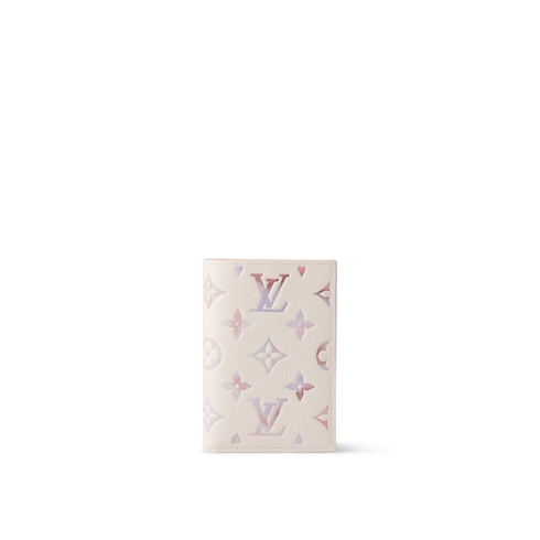 Cuir Monogram Empreinte Petite Maroquinerie Porte-Cartes et Porte-Cles Couverture passeport | Louis Vuitton ® (Zoom produit)