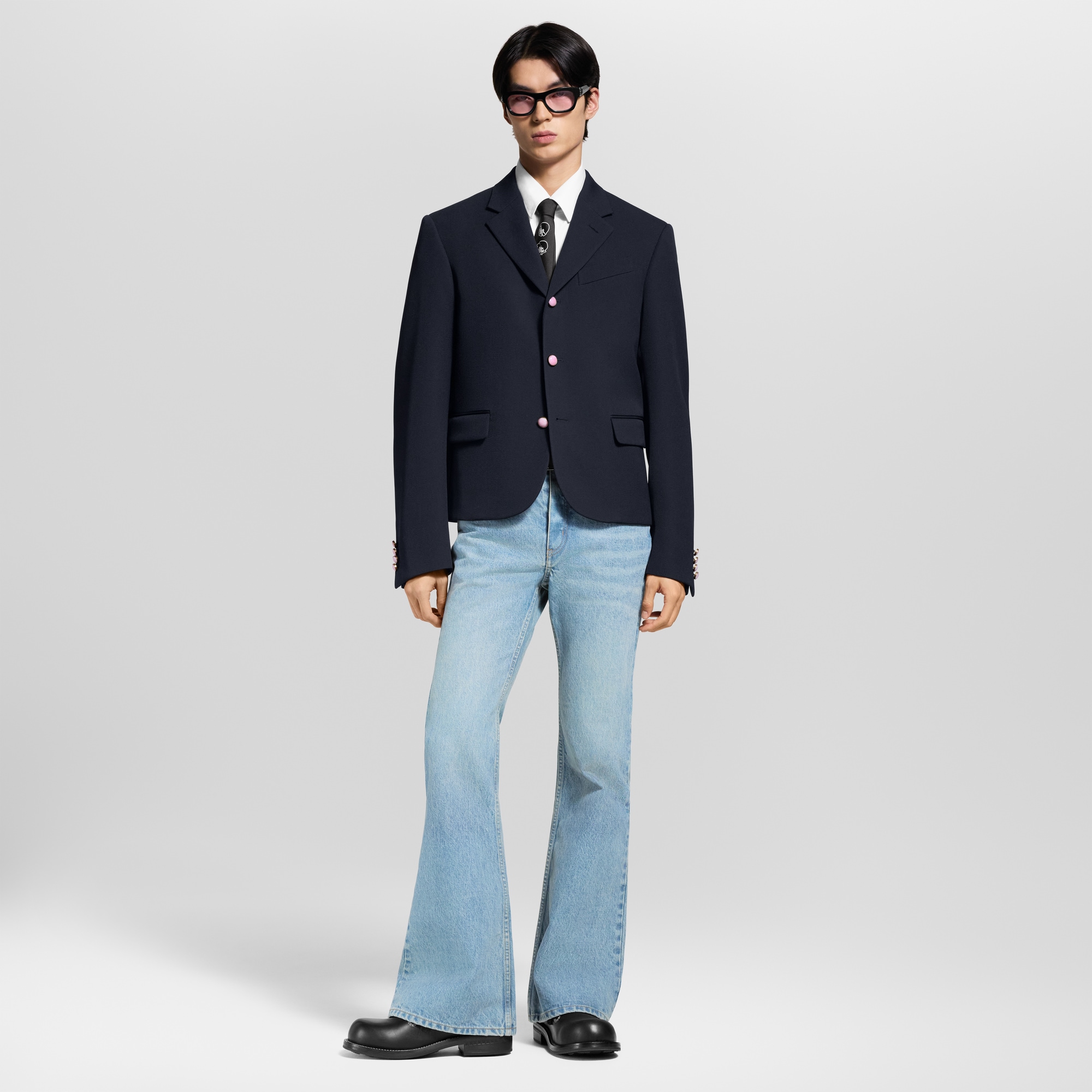  Ready-to-Wear Blazers and Jackets Cropped Classic Single-Breasted Jacket | Louis Vuitton ® (Product zoom)