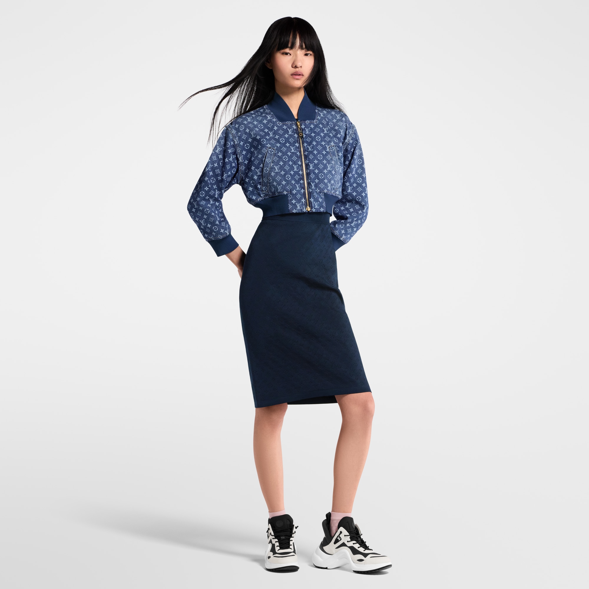  Ready-to-Wear Coats and Jackets Cropped Monogram Denim Bomber Jacket | Louis Vuitton ® (Product zoom)