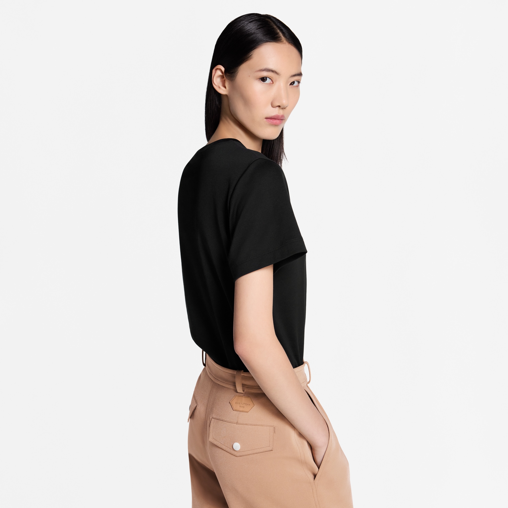  Ready-to-Wear Tops Cursive Signature T-Shirt | Louis Vuitton ® (Product zoom)