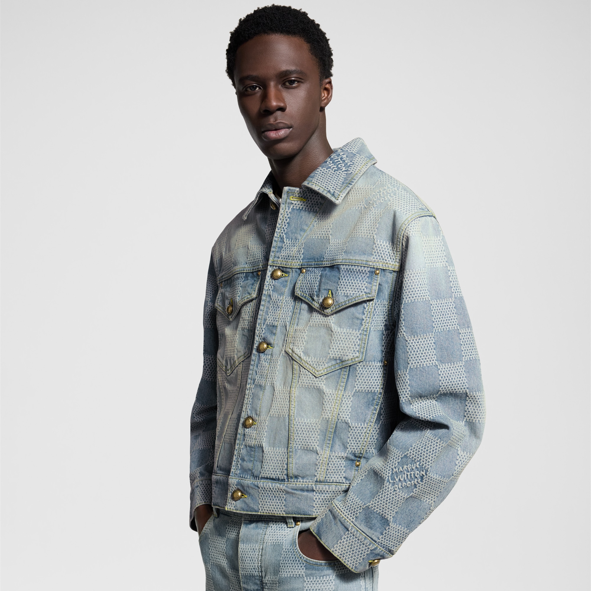  Ready-to-Wear Coats and Outerwear Damier Classic Denim Jacket  | Louis Vuitton ® (Product zoom)