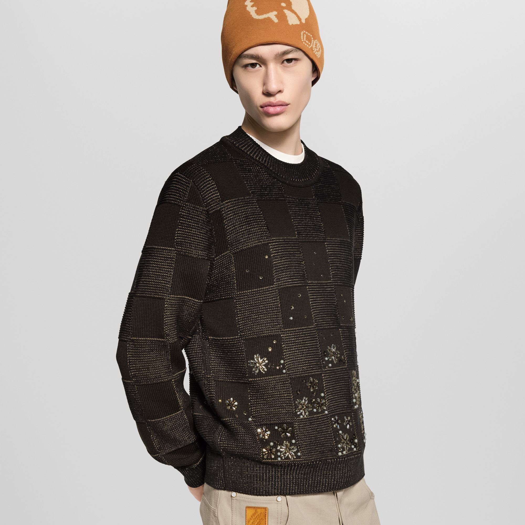  Ready-to-Wear All Ready-to-Wear Damier Embroidered Long-Sleeved Crewneck | Louis Vuitton ® (Product zoom)