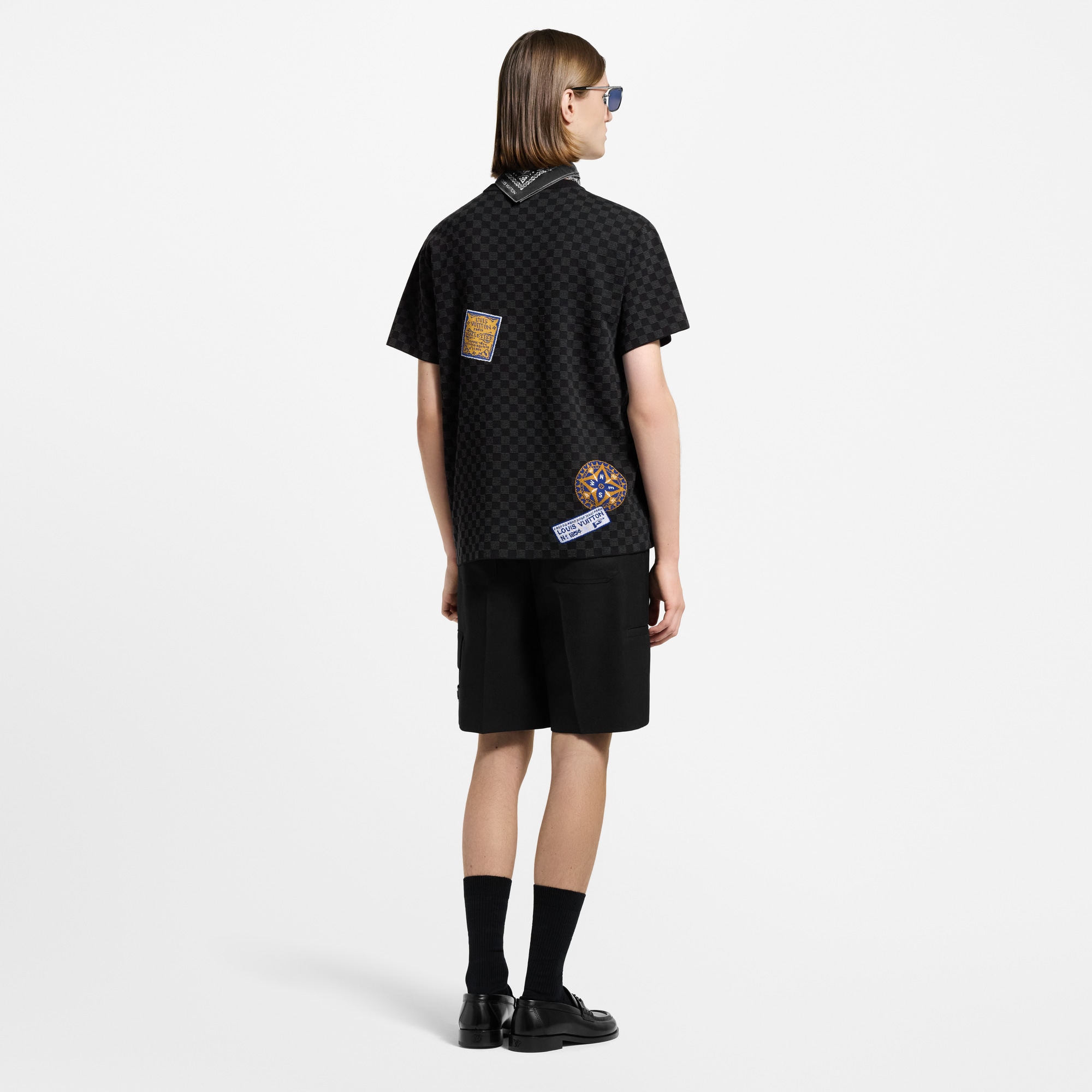  Ready-to-Wear Knitwear and Sweatshirts Damier Short-Sleeved Signature Crewneck | Louis Vuitton ® (Product zoom)