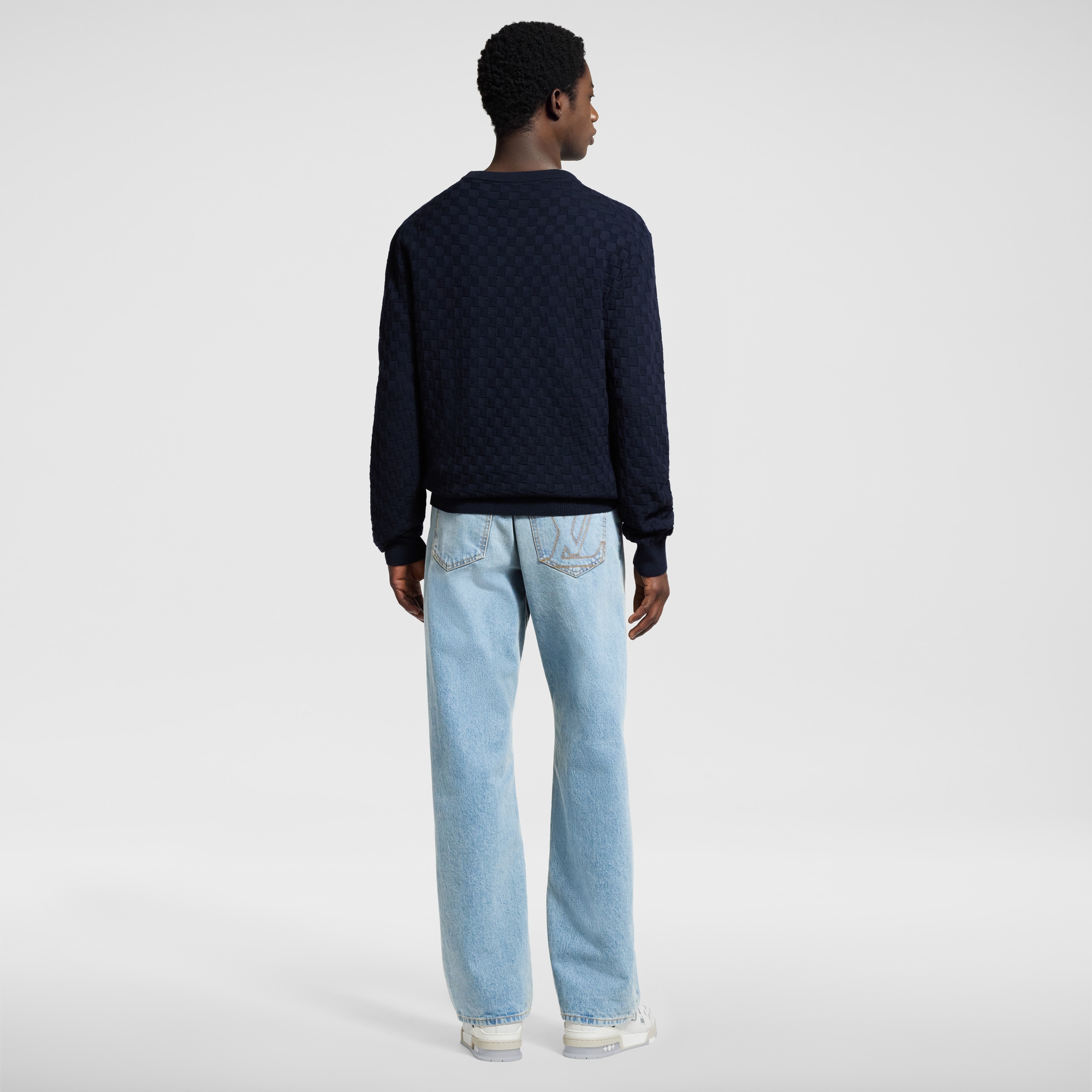  Ready-to-Wear Knitwear and Sweatshirts Damier Signature Crewneck | Louis Vuitton ® (Product zoom)