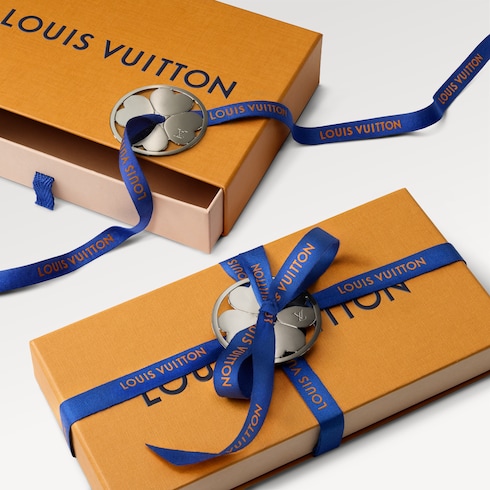 Other Monogram Canvas Small Leather Goods All Wallets and Small Leather Goods Dauphine Compact Wallet | Louis Vuitton ®