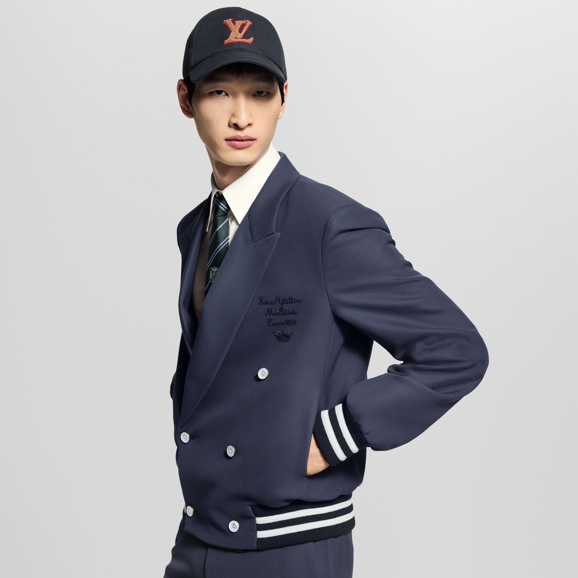  Ready-to-Wear Blazers and Jackets Double-Breasted Blazer | Louis Vuitton ® (Product zoom)