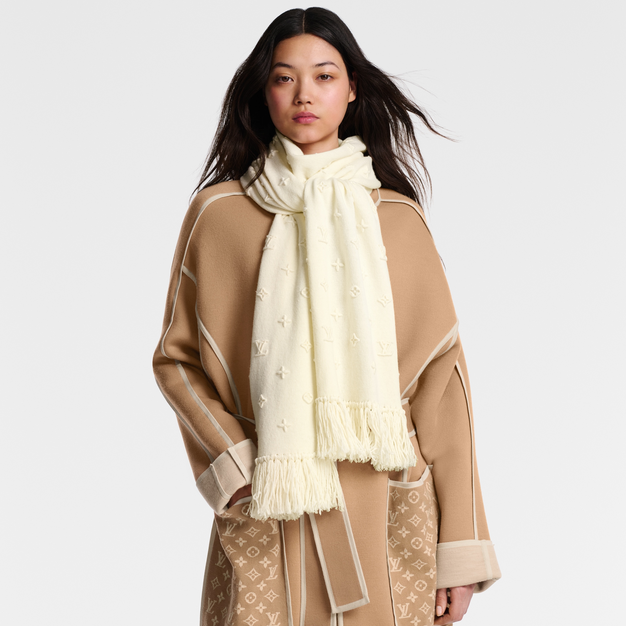 S00 Accessoires Écharpes Écharpe LV Monogram 3D | Louis Vuitton ® (Zoom produit)