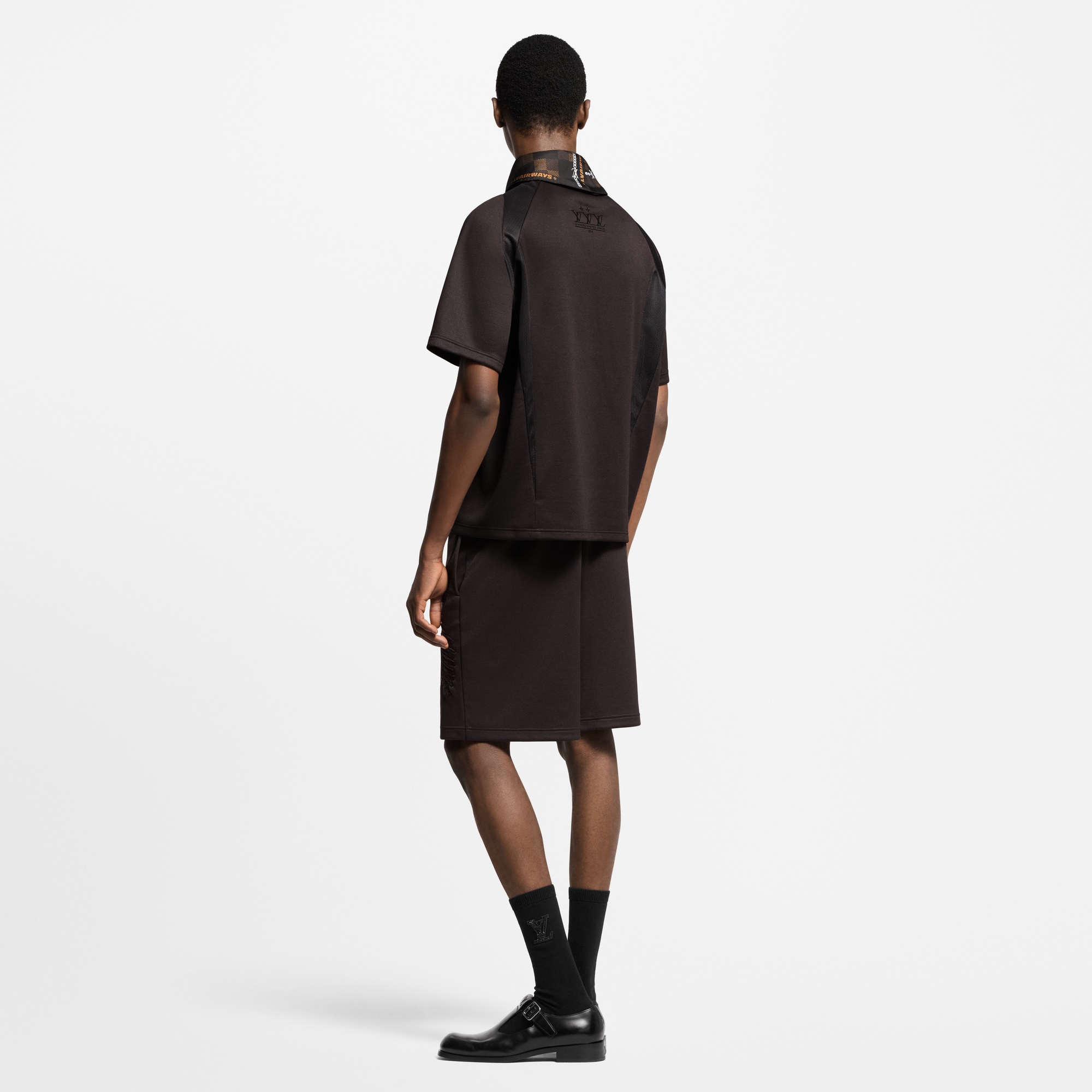  Ready-to-Wear T-Shirts and Polos Embellished Jersey T-Shirt | Louis Vuitton ® (Product zoom)