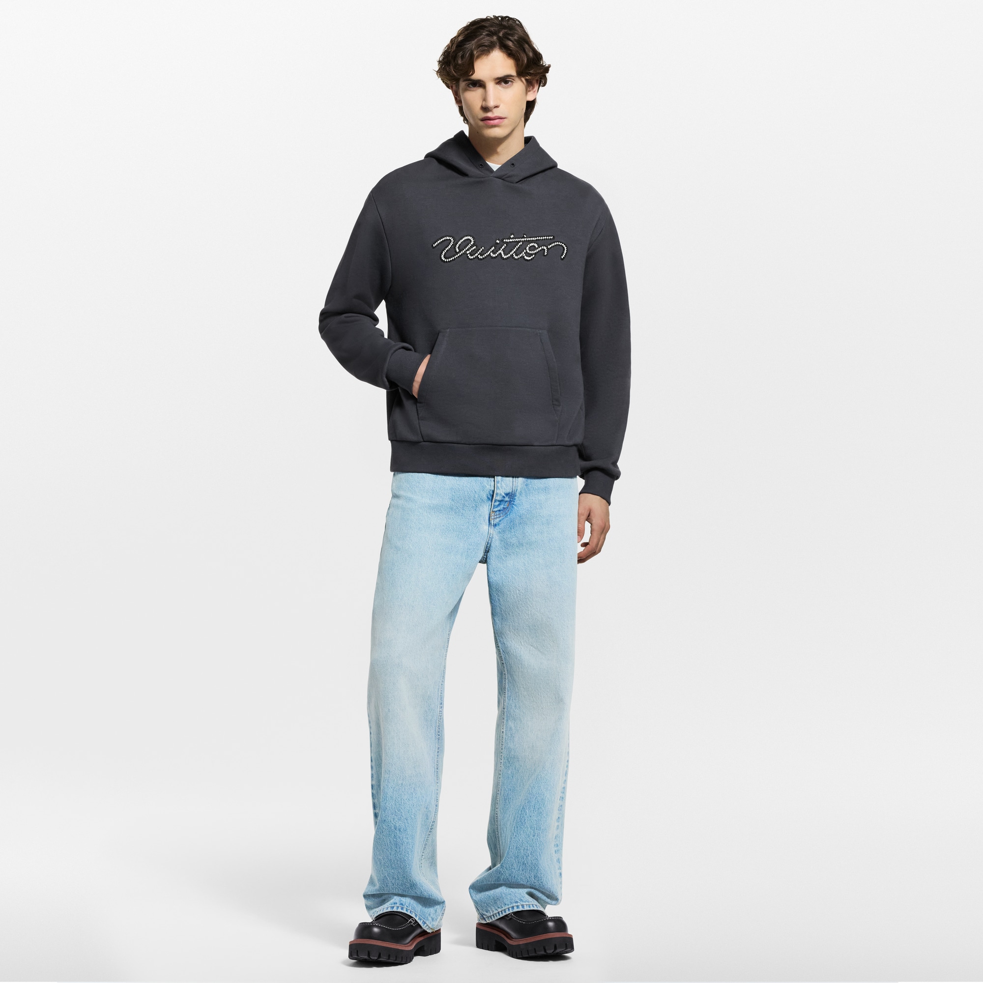  Ready-to-Wear All Ready-to-Wear Embellished Signature Hoodie | Louis Vuitton ® (Product zoom)