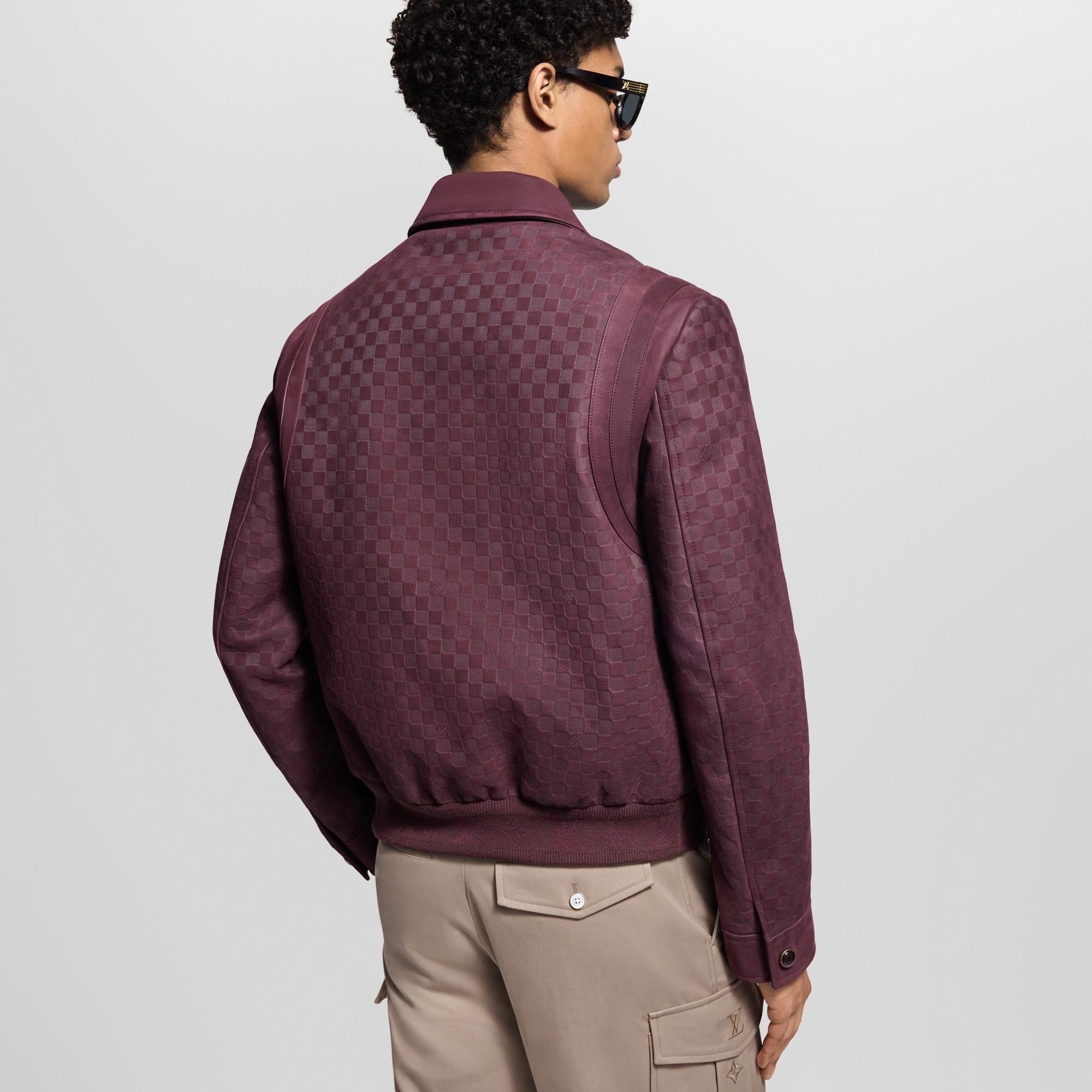  Prêt-à-Porter Manteaux et Blousons Embossed Damier Leather Blouson | Louis Vuitton ® (Zoom produit)