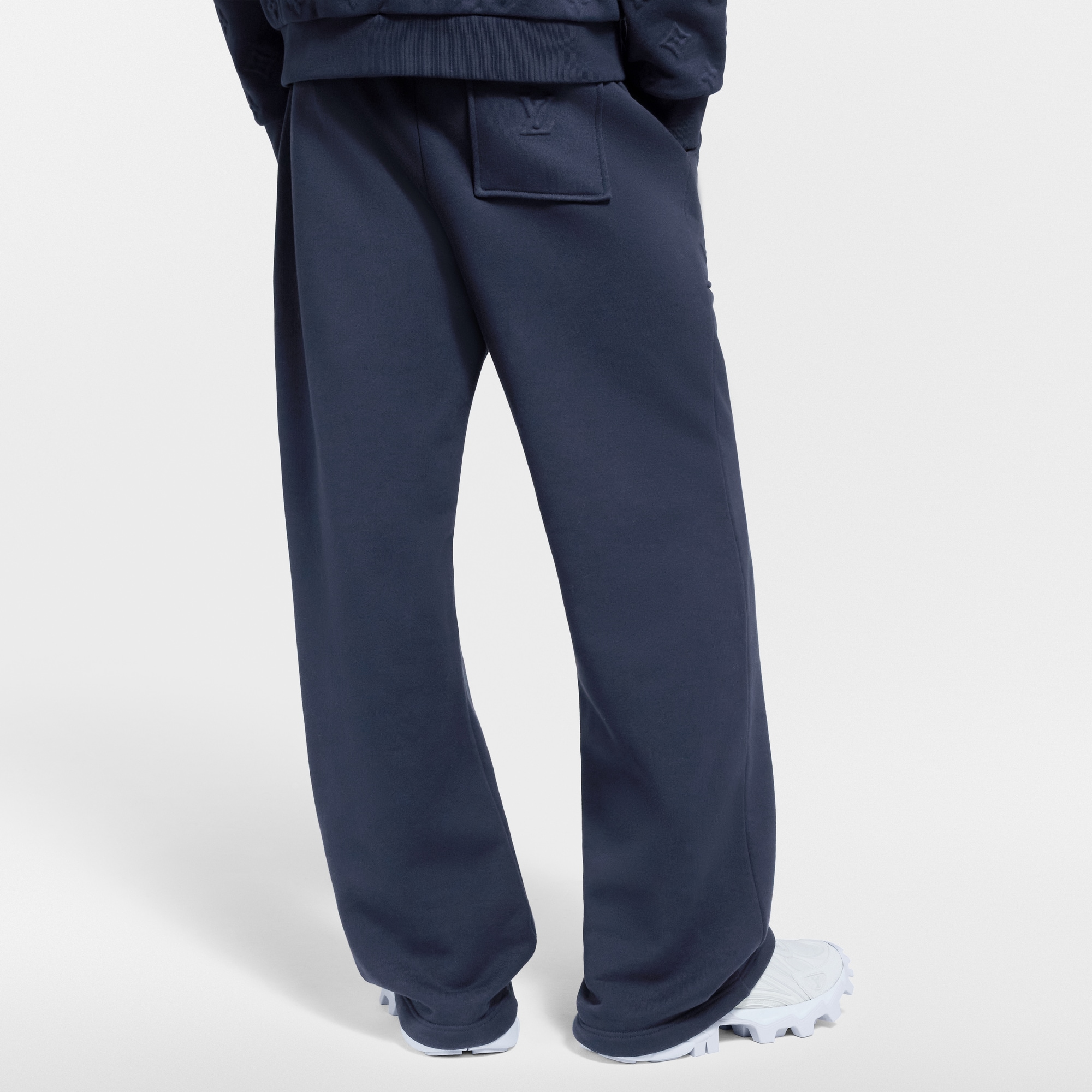  Ready-to-Wear All Ready-to-Wear Embossed Signature Detail Pants | Louis Vuitton ® (Product zoom)
