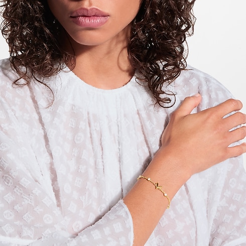 S00 Fashion Jewelry Bracelets Essential V Strass PM Bracelet | Louis Vuitton ® (Product zoom)