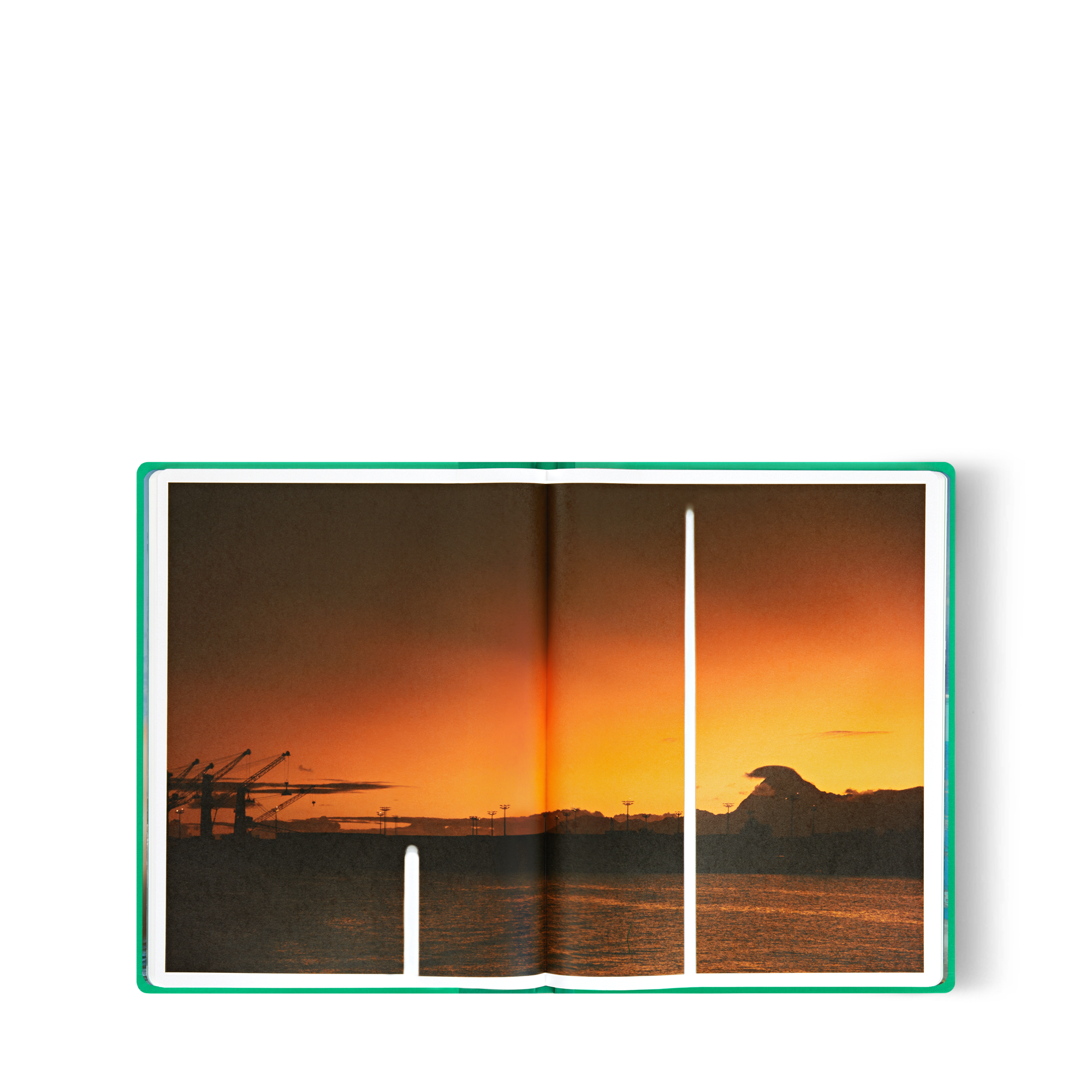  Livres Fashion Eye Fashion Eye Tahiti par Jonathan Llense | Louis Vuitton ® (Zoom produit)