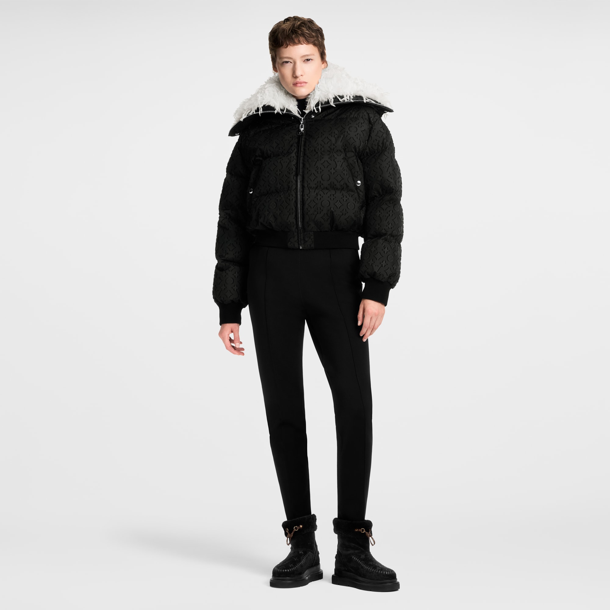  Ready-to-Wear Coats and Jackets Feather Collar Puffer Jacket | Louis Vuitton ® (Product zoom)