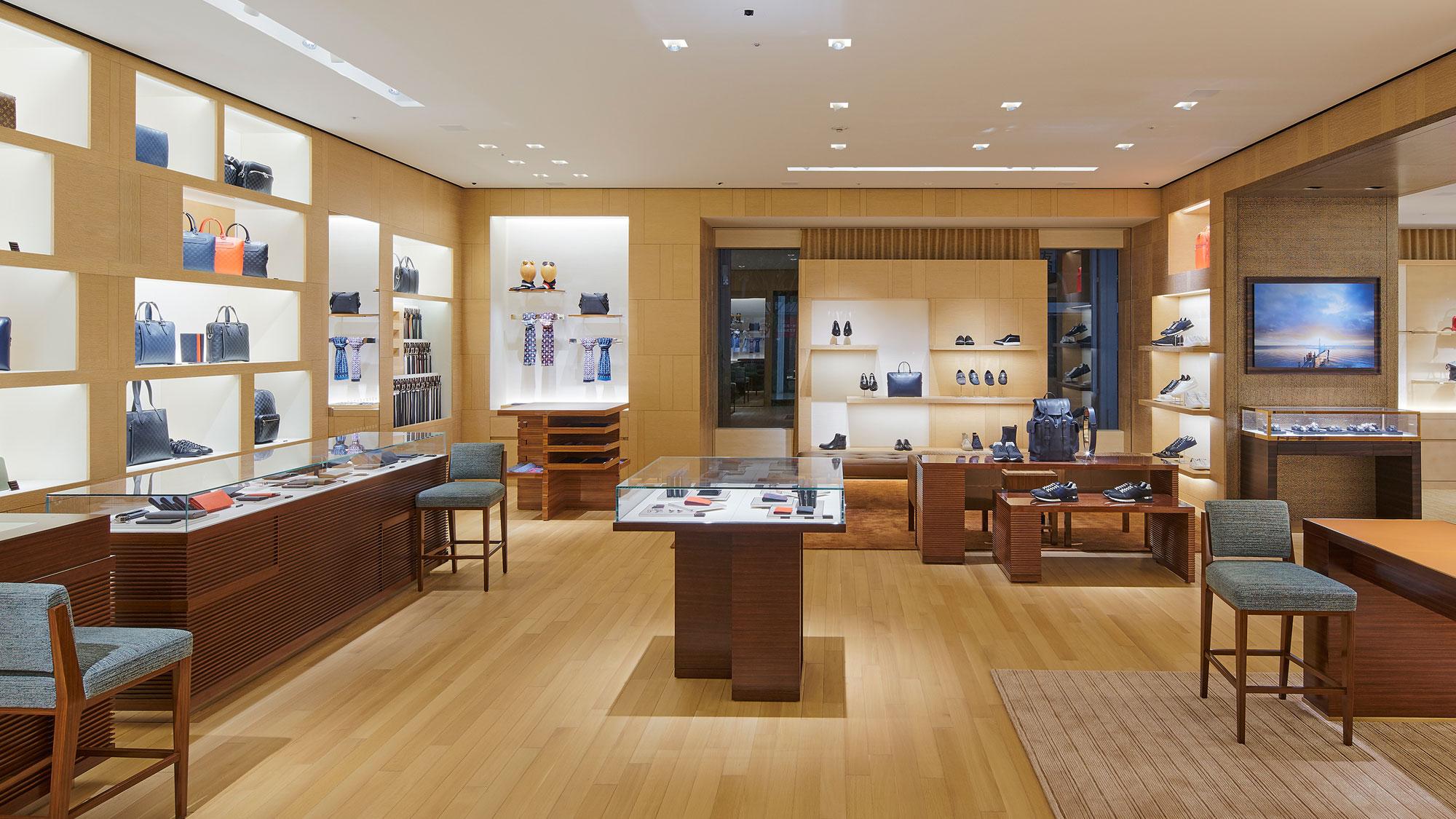 Louis Vuitton Tokyo Futako Tamagawa in , TOKYO, JP. Louis Vuitton Find a Store.