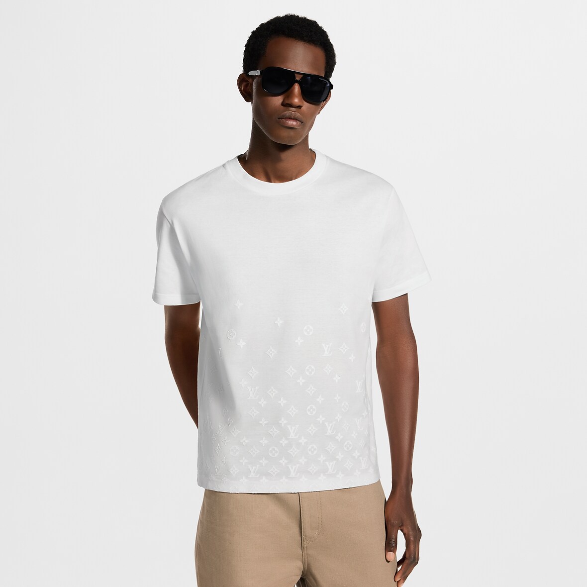 Flock Print Monogram Gradient T-Shirt - Men - Ready-to-Wear | LOUIS ...