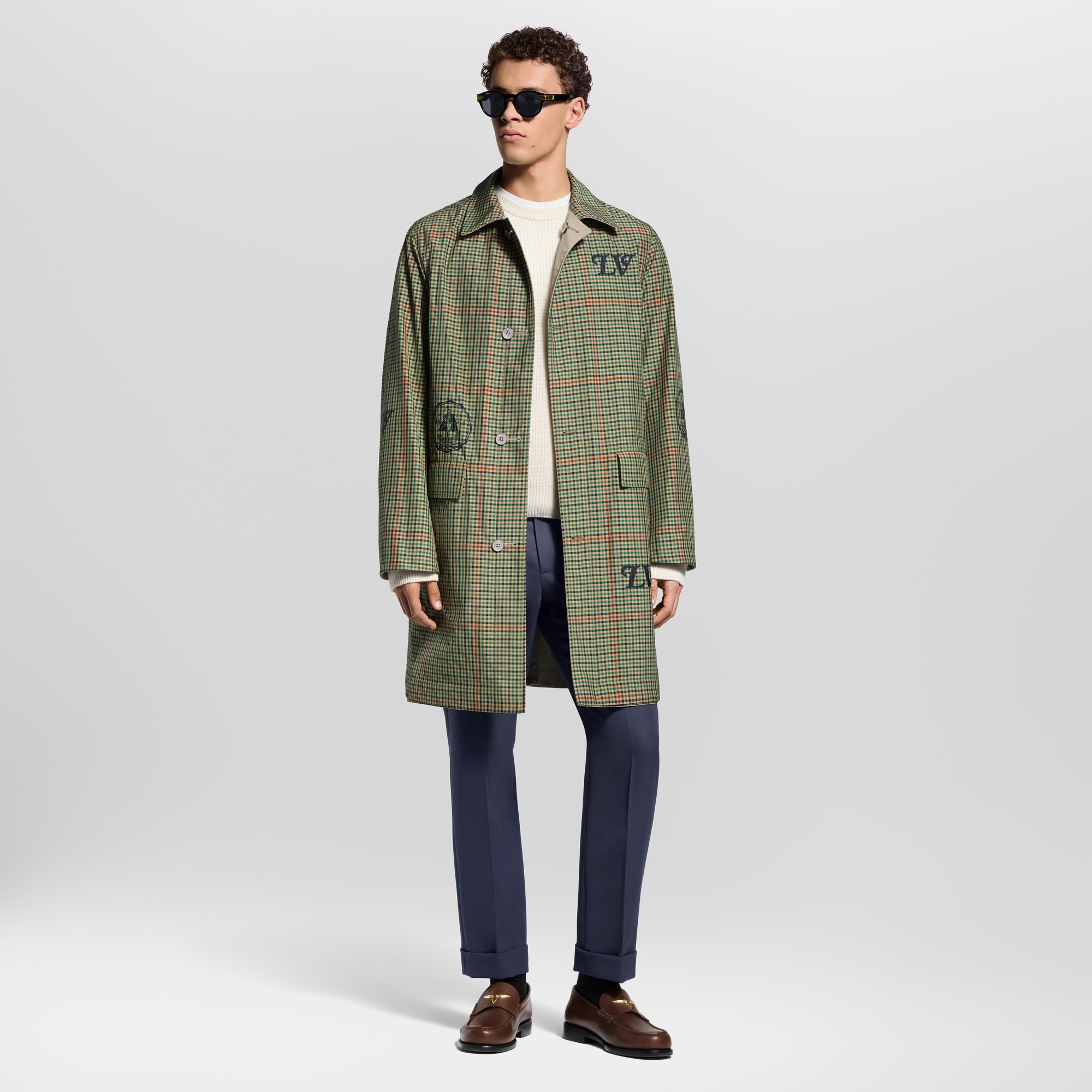  Ready-to-Wear Coats and Outerwear Graphic Reversible Raincoat | Louis Vuitton ® (Product zoom)